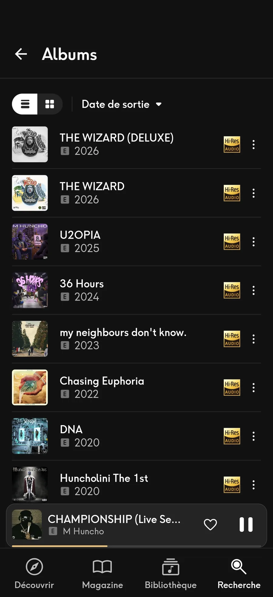 Discographie d'un artiste affichée en vue liste dans Qobuz, avec badges Hi-Res